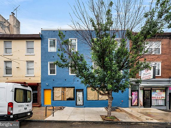 2nd image of 437 W Girard Ave #39-1