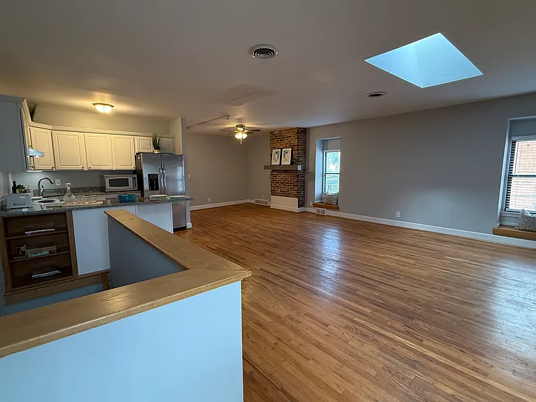 1214 Bingham St S #3 — Photo 6