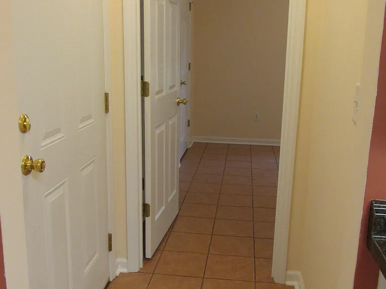 247 Hereford Cir #A — Photo 17