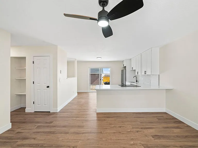 6364 Julian St — Photo 7