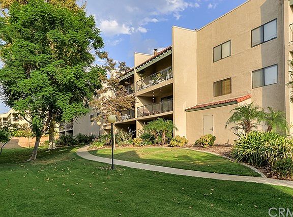 5th image of 250 E Fern Ave APT 105