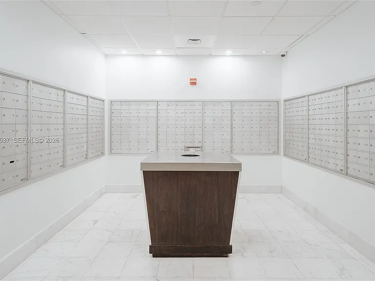 1000 West Ave #501 — Photo 16