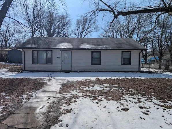 4201 S Deerfield St, Wichita, KS 67216