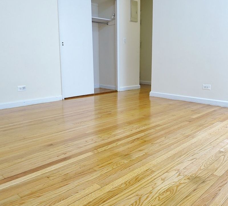 2nd image of 528 E 79th St APT 3H