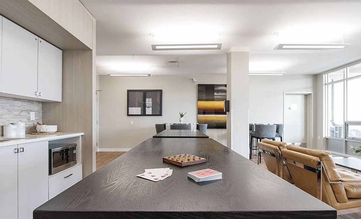 Lynn Creek Apartments — Photo 1