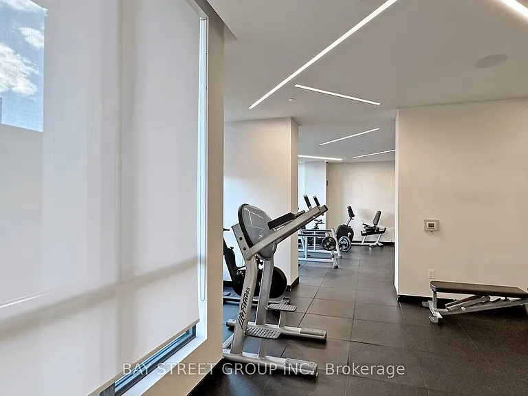 395 Bloor St E #4206 — Photo 23