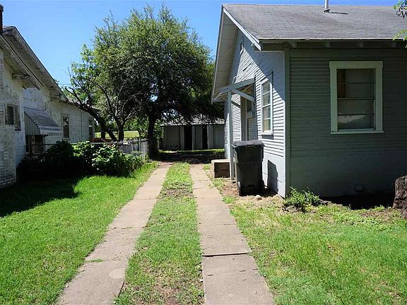 3rd image of 1907 Keeler Ave