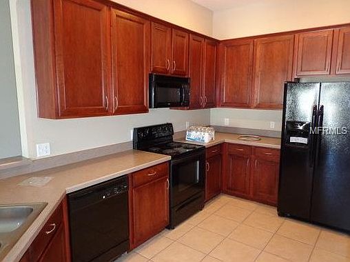 4th image of 2031 Estancia Cir #A