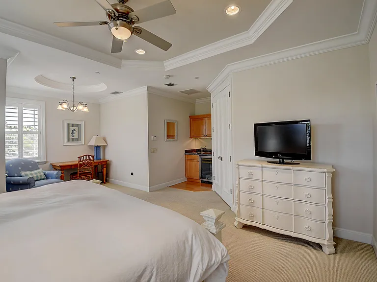 1120 Ocean Ter — Photo 26