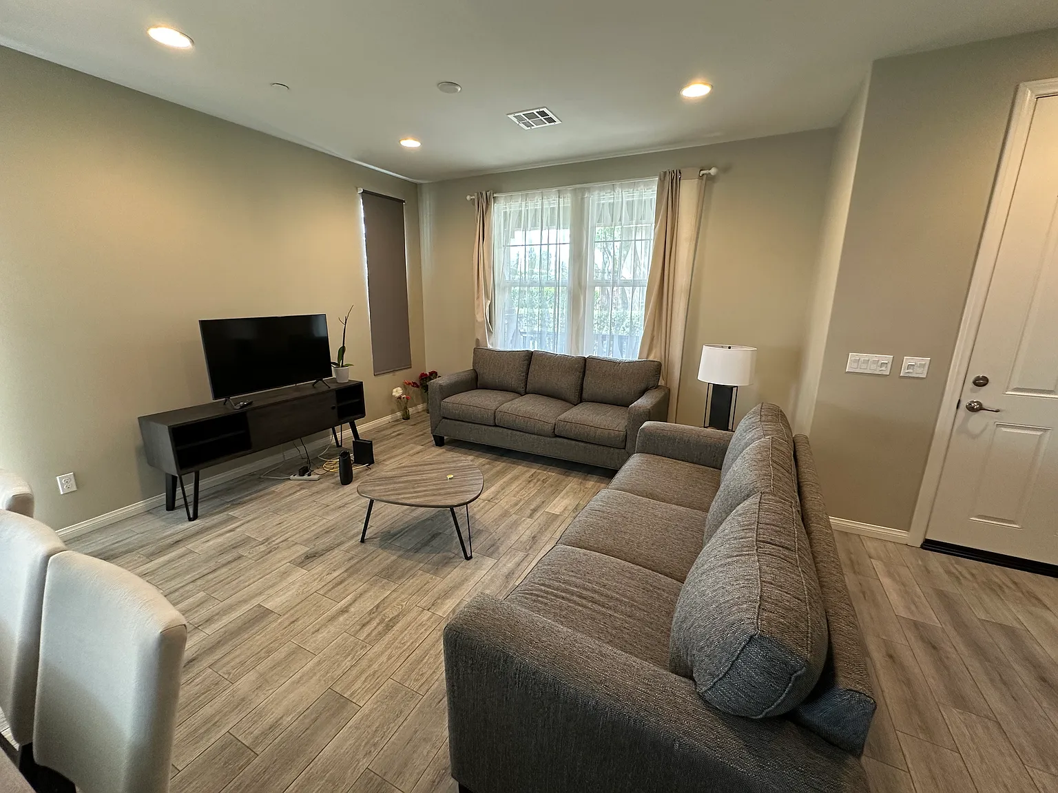 Cava Dr, Rancho Cucamonga — Photo 3
