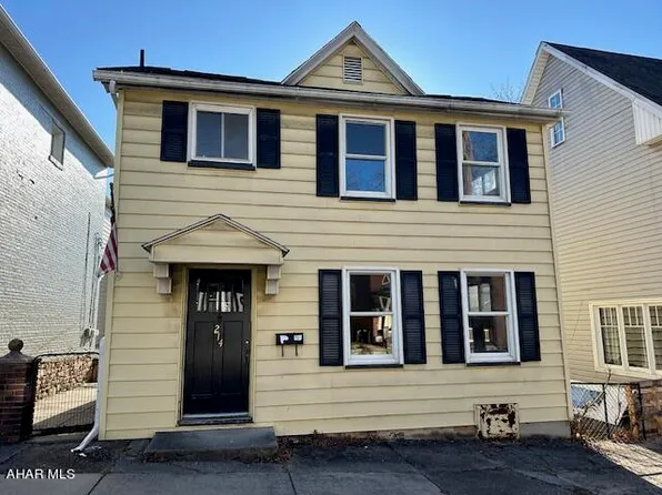 214 Walnut St, Hollidaysburg, PA 16648