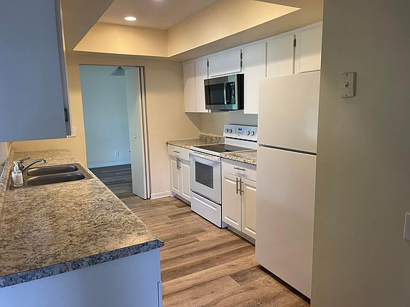 4th image of 4313 Althea Way