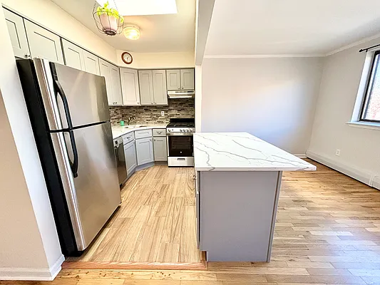 Rented by Garfield Realty  | media 17