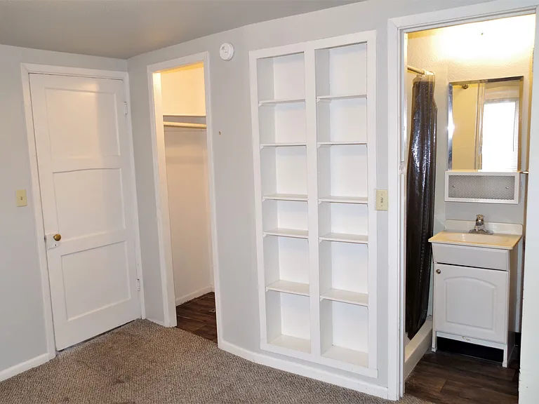 1712 S Broxon St #1 — Photo 7