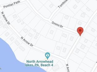 17 Cresco Dr, Pocono Lake, PA