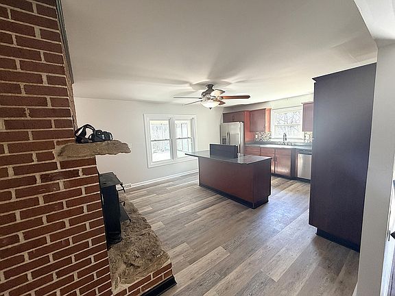 4th image of 317 Big Eddy Rd