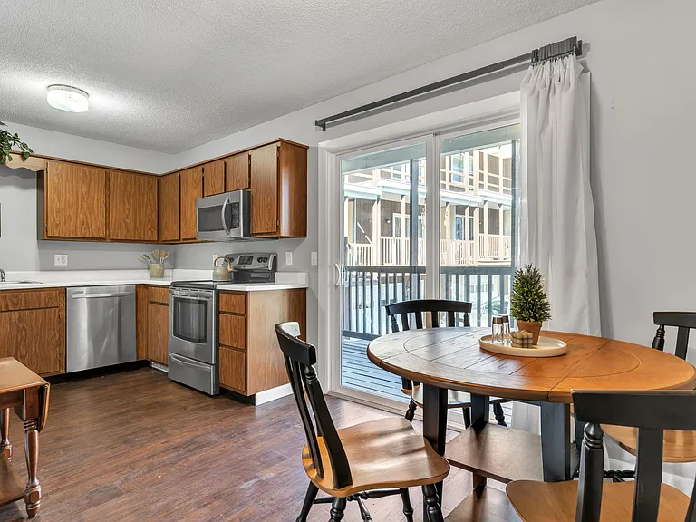 107 Beckley St — Photo 38