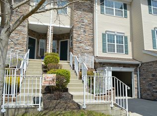 29 Lamerson Cir, Budd Lake, NJ 07828