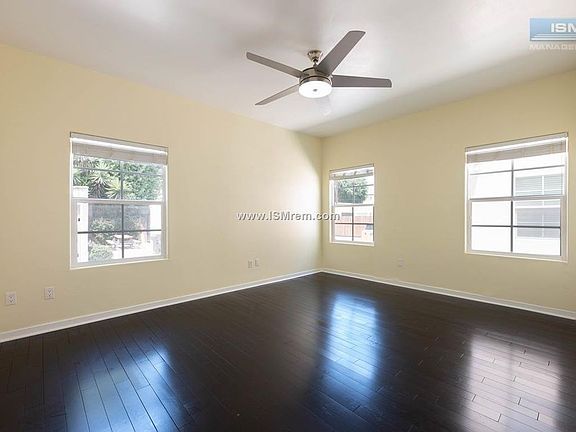 4th image of 341 N Stanley Ave #347