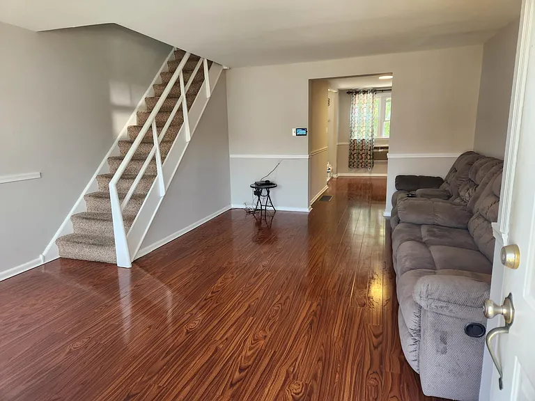 4431 Tolbut St — Photo 2