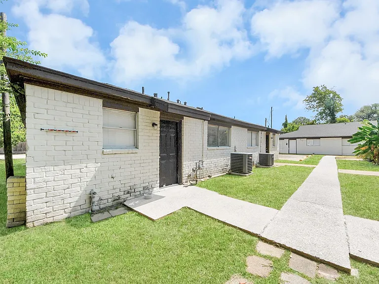1736 Crestdale Dr #8 — Photo 30