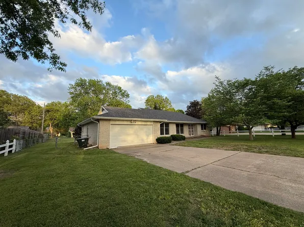 604 S Missouri Street, Marionville, MO 65705