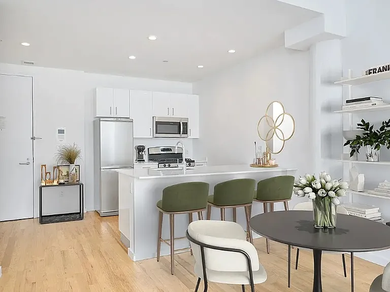 55 Hope St #430 — Photo 3