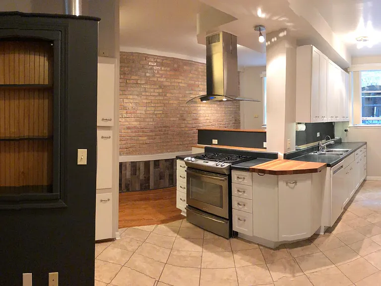 1214 W Jarvis Ave #G — Photo 13
