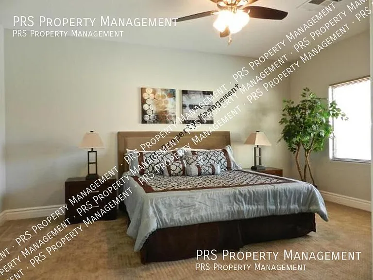2052 E La Costa Dr — Photo 16