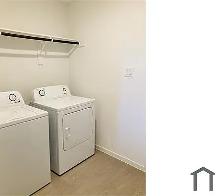 249 Ashbrook St — Photo 4