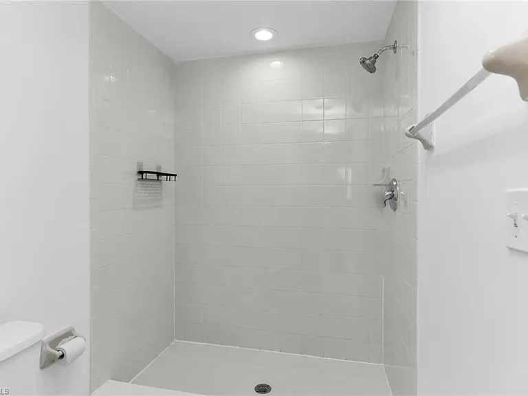 7835 Regal Heron Cir #202 — Photo 22
