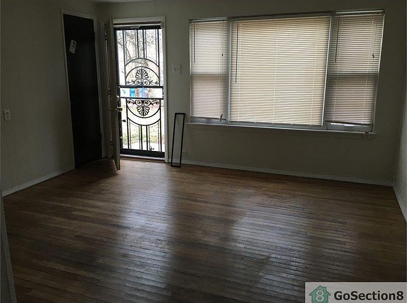2nd image of 404 Jean Ave