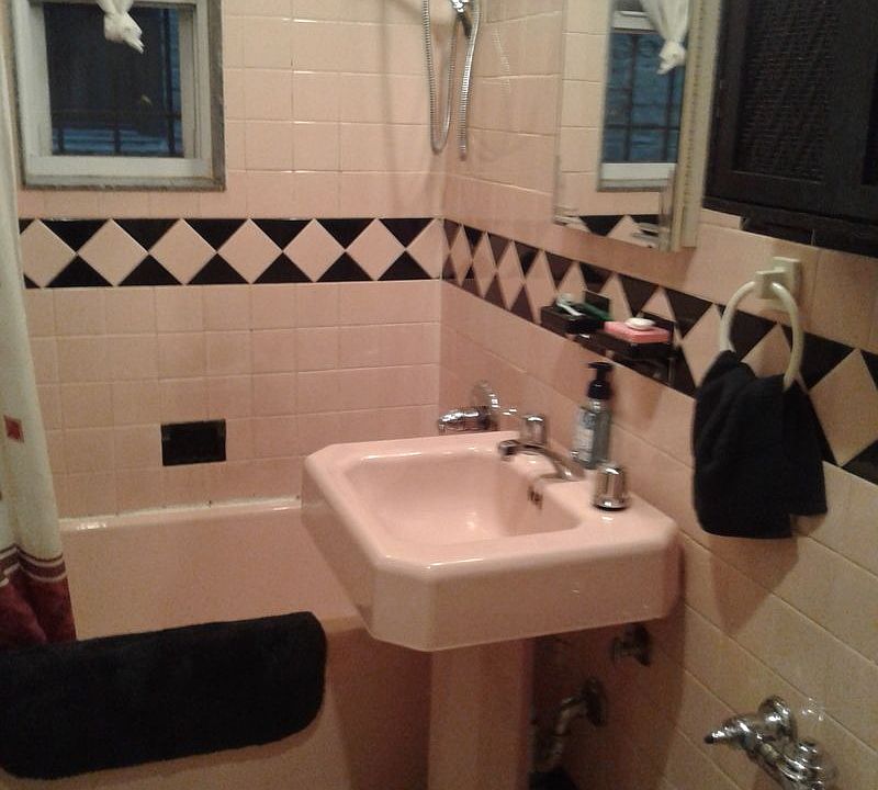 1st image of 4148 39th Pl