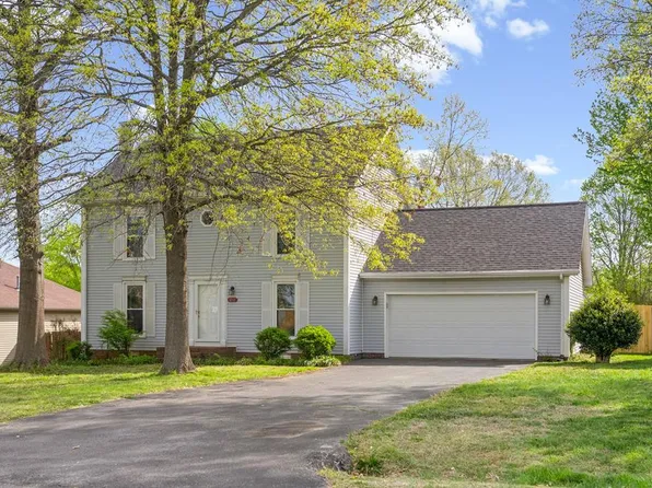 1211 Bark Ridge Cir, Hopkinsville, KY 42240