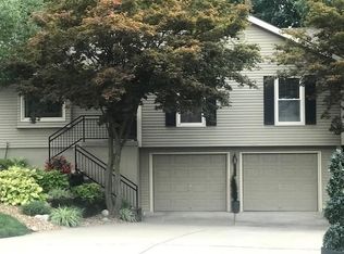 617 NW 80th Ter, Kansas City, MO 64118
