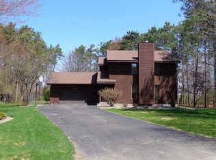 2420 Sunrise Ct, Plover, WI 54467