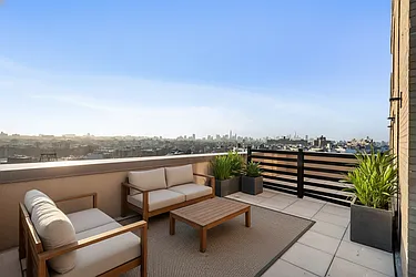 1333 Broadway, #1106