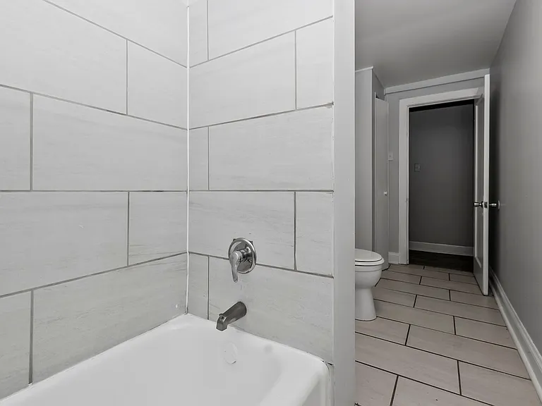 4850-58 S Michigan Ave #70-76 — Photo 2