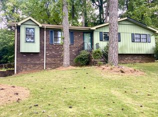 1001 Garrett Dr, Birmingham, AL 35235
