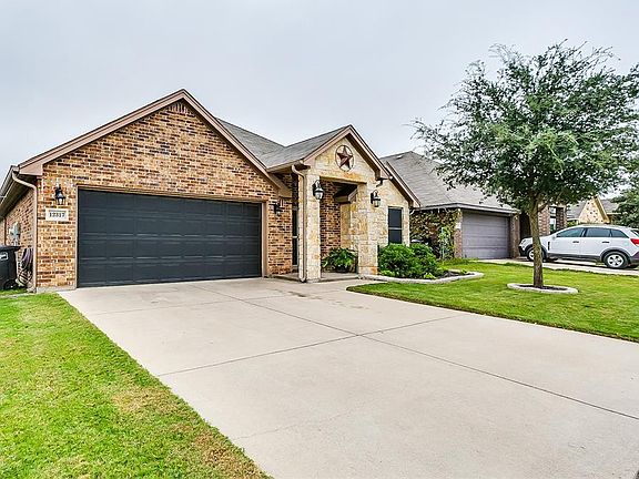 2nd image of 12317 Hunters Knoll Dr