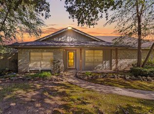 1916 W Sunset Dr, Orange, TX 77630