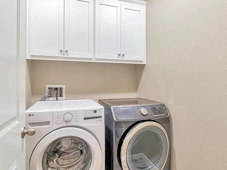 3086 Via Siena Pl — Photo 39