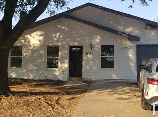 6413 Magnolia Ln, Rowlett, TX 75089