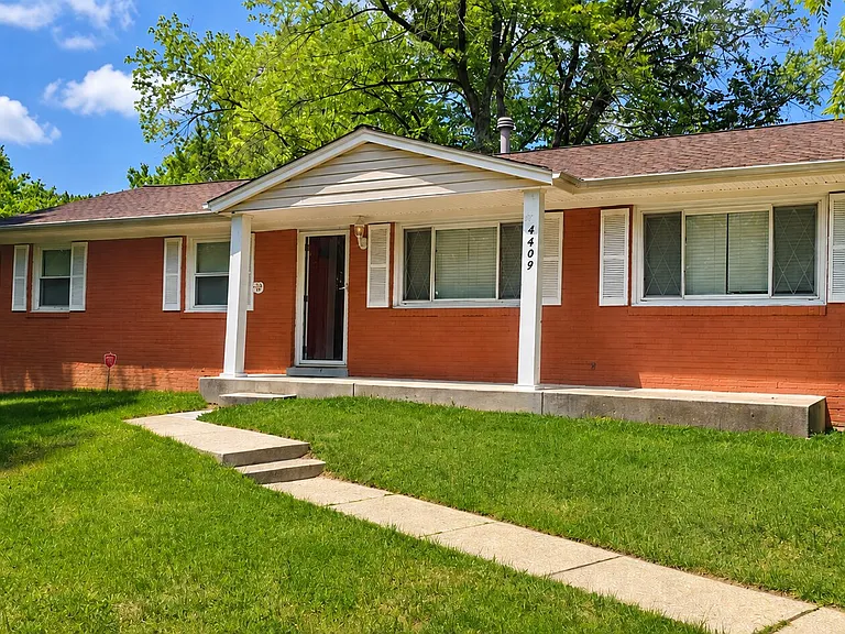 1 - Front view_06102026