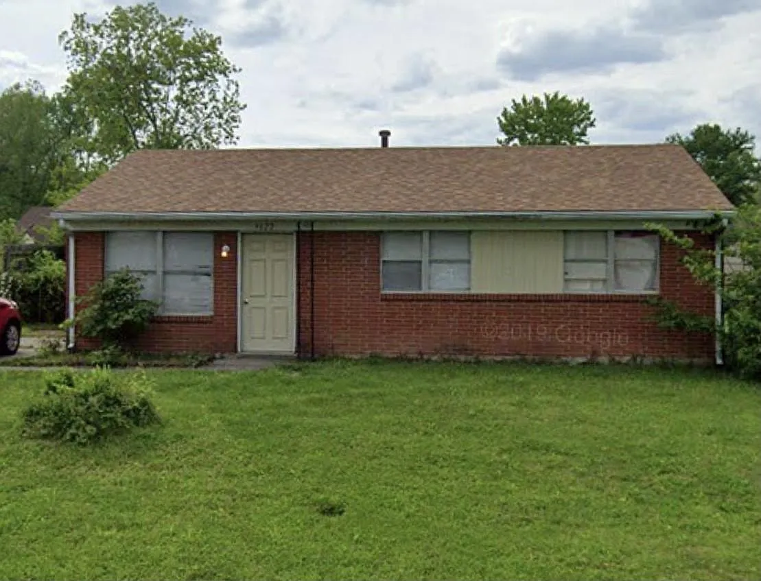 3 bed, 925 sqft, $1,199 — Photo 1