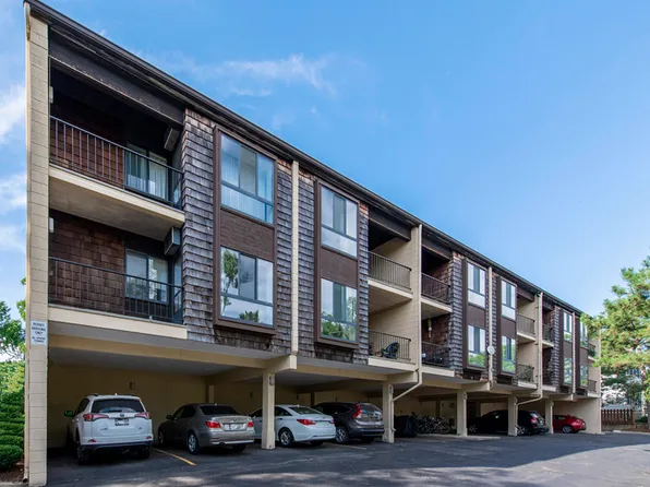 125 W Hoover Ave APT 11B, Ann Arbor, MI 48103