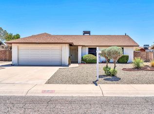 6915 W Cameron Dr, Peoria, AZ 85345