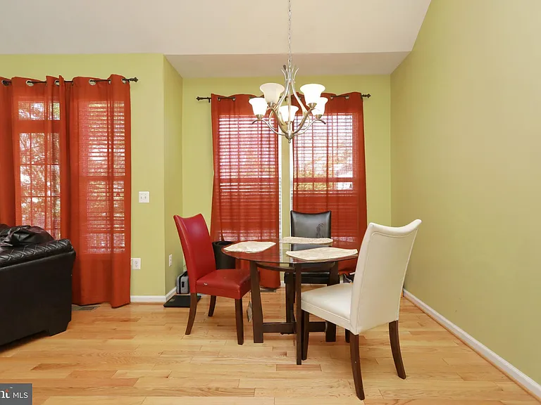 31 Steeplechase Dr — Photo 21