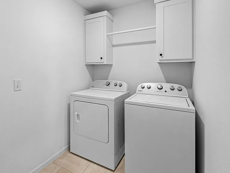 4304 W Newton Ave — Photo 24