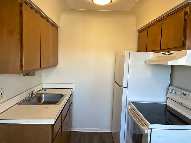 8310 Hall Rd — Photo 27